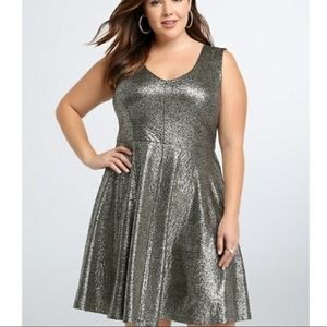 Torrid Silver and black crackle tank skater dress